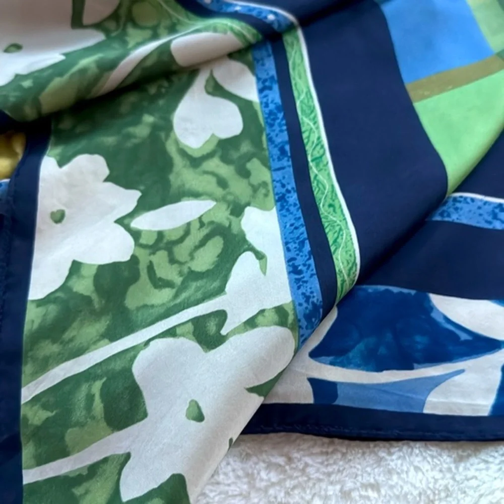 Plaid Multicolor‎ Scarf or Blanket 34x34’